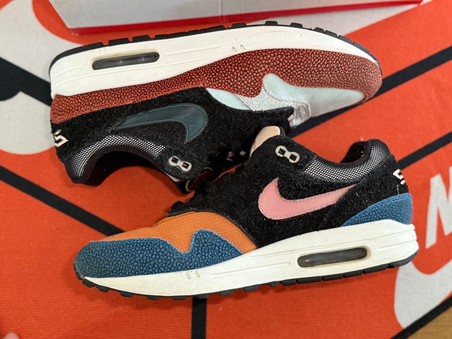 Nike Air Max 1
Swipa 9M