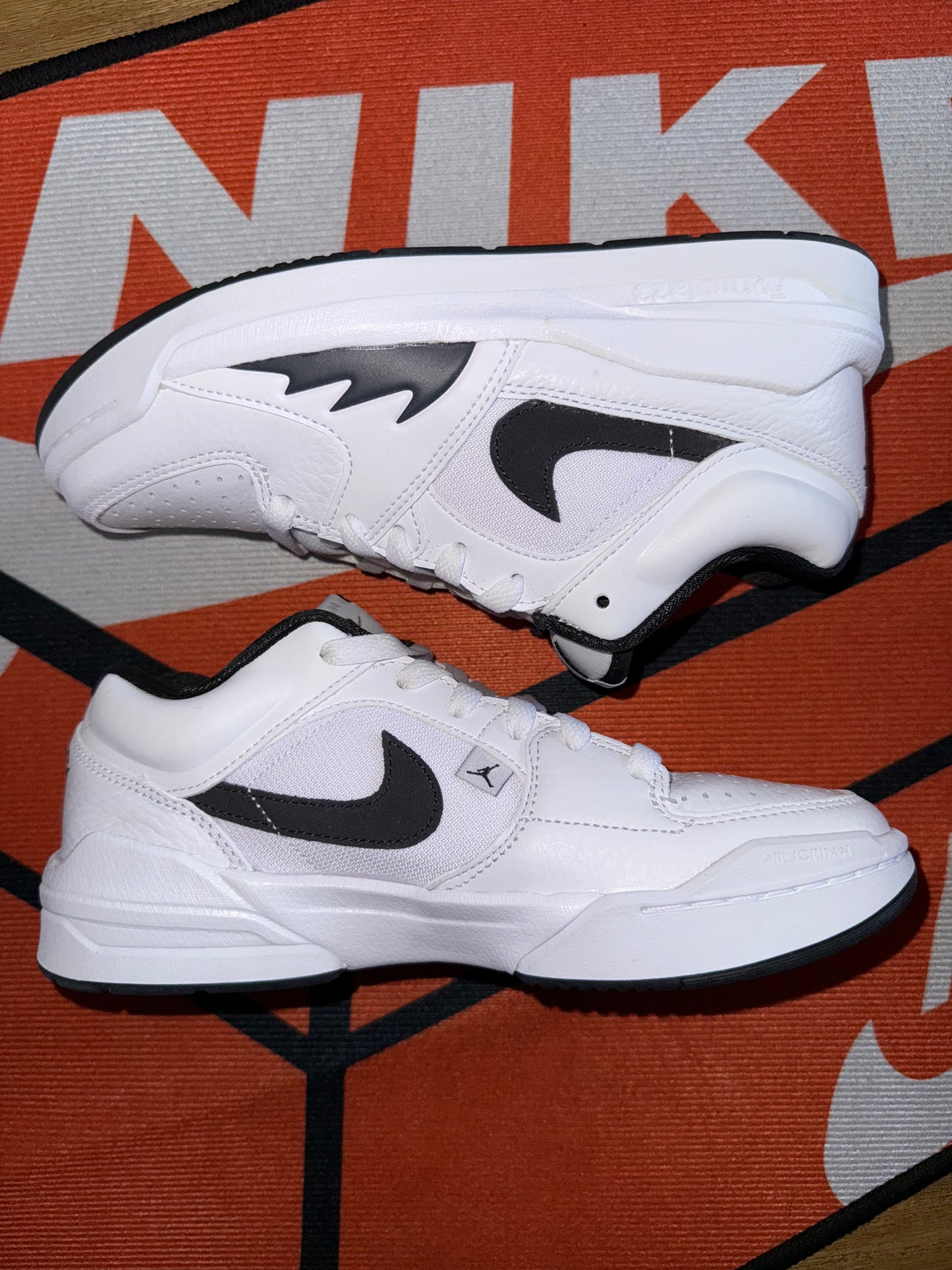 WMNS Jordan Stadium 90